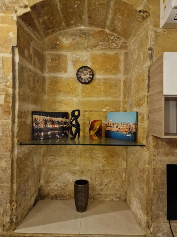 Renovated 16Th Century House In Valletta Luaran gambar