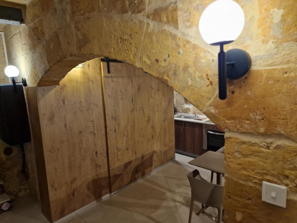 Renovated 16Th Century House In Valletta Luaran gambar