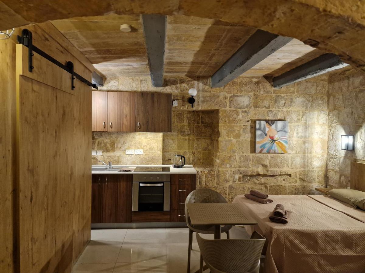 Renovated 16Th Century House In Valletta Luaran gambar