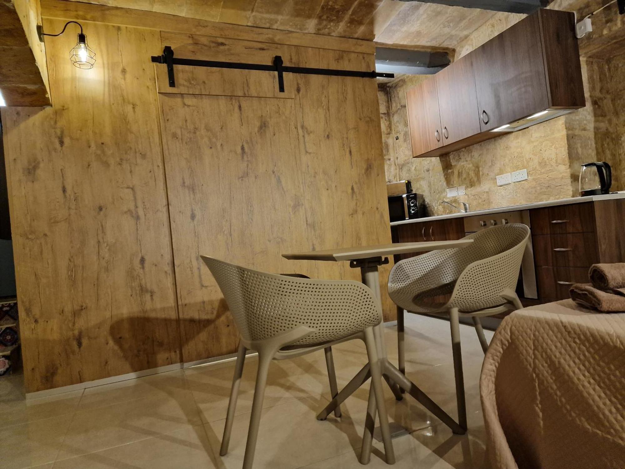 Renovated 16Th Century House In Valletta Luaran gambar