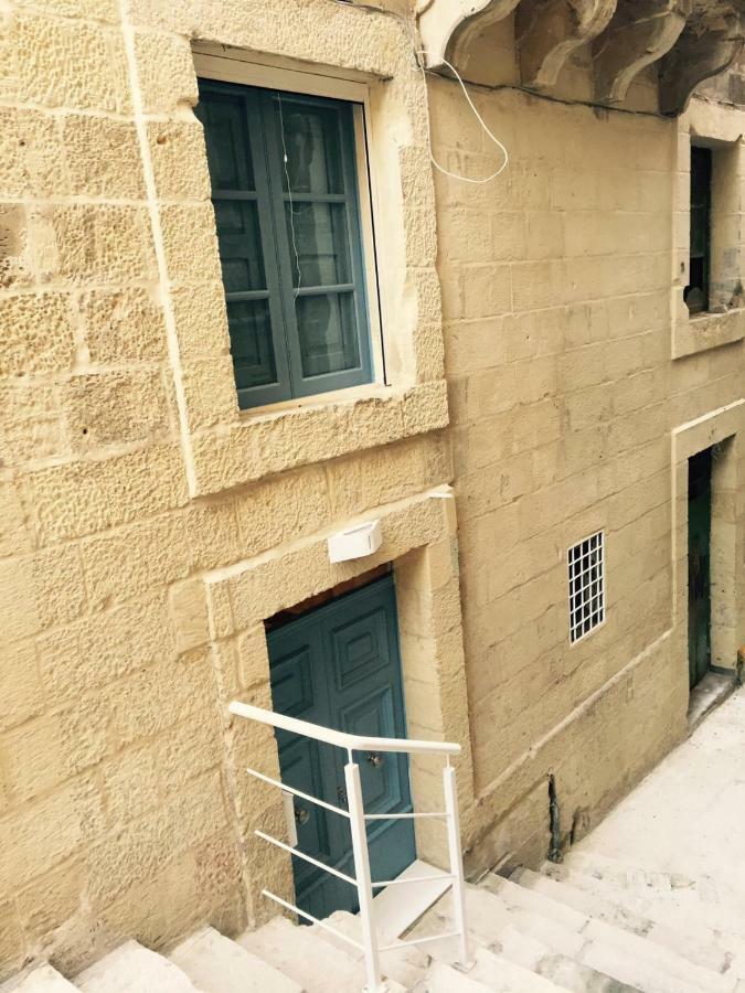 Renovated 16Th Century House In Valletta Luaran gambar